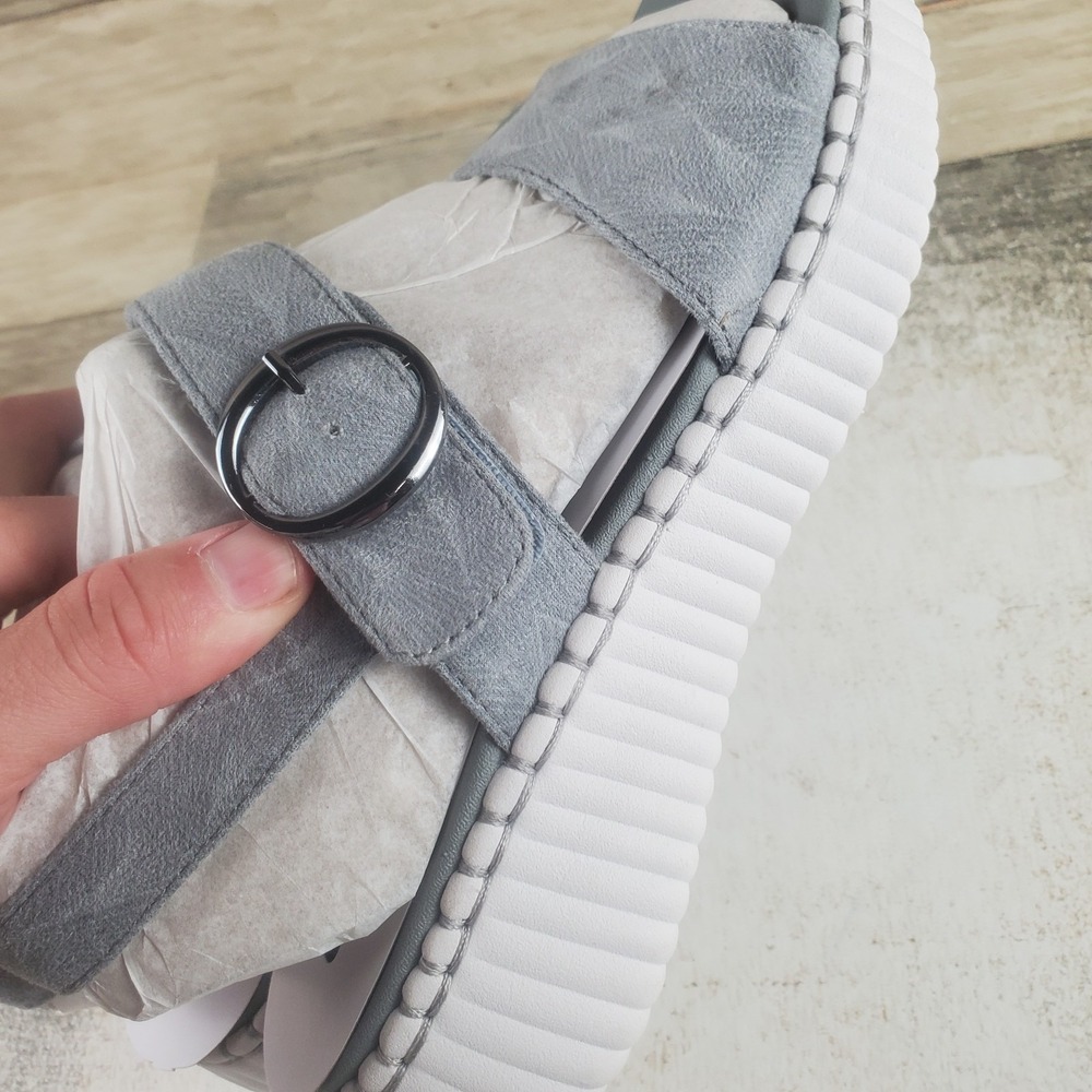 SKECHERS Illusion of Love Sandals Womens Sz 7 Gray Strap - Picture 7 of 11